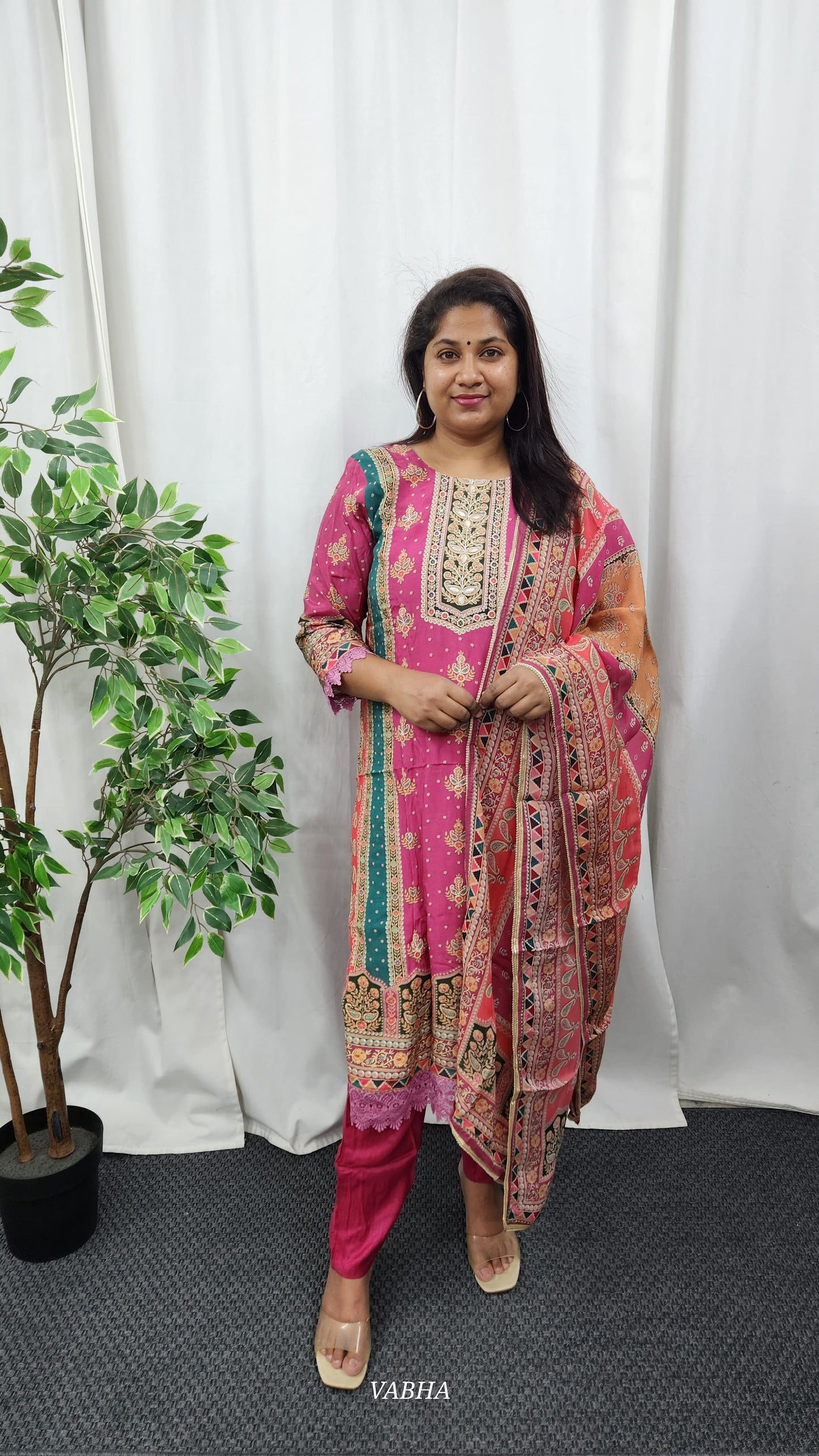 KPD40 Pink Muslin Kurti Pant Dupatta