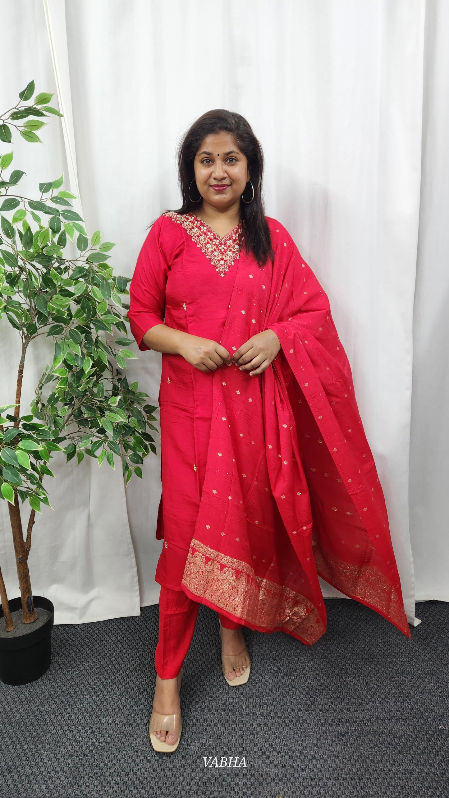 KPD19 Red Dola Silk Kurti Pant Dupatta