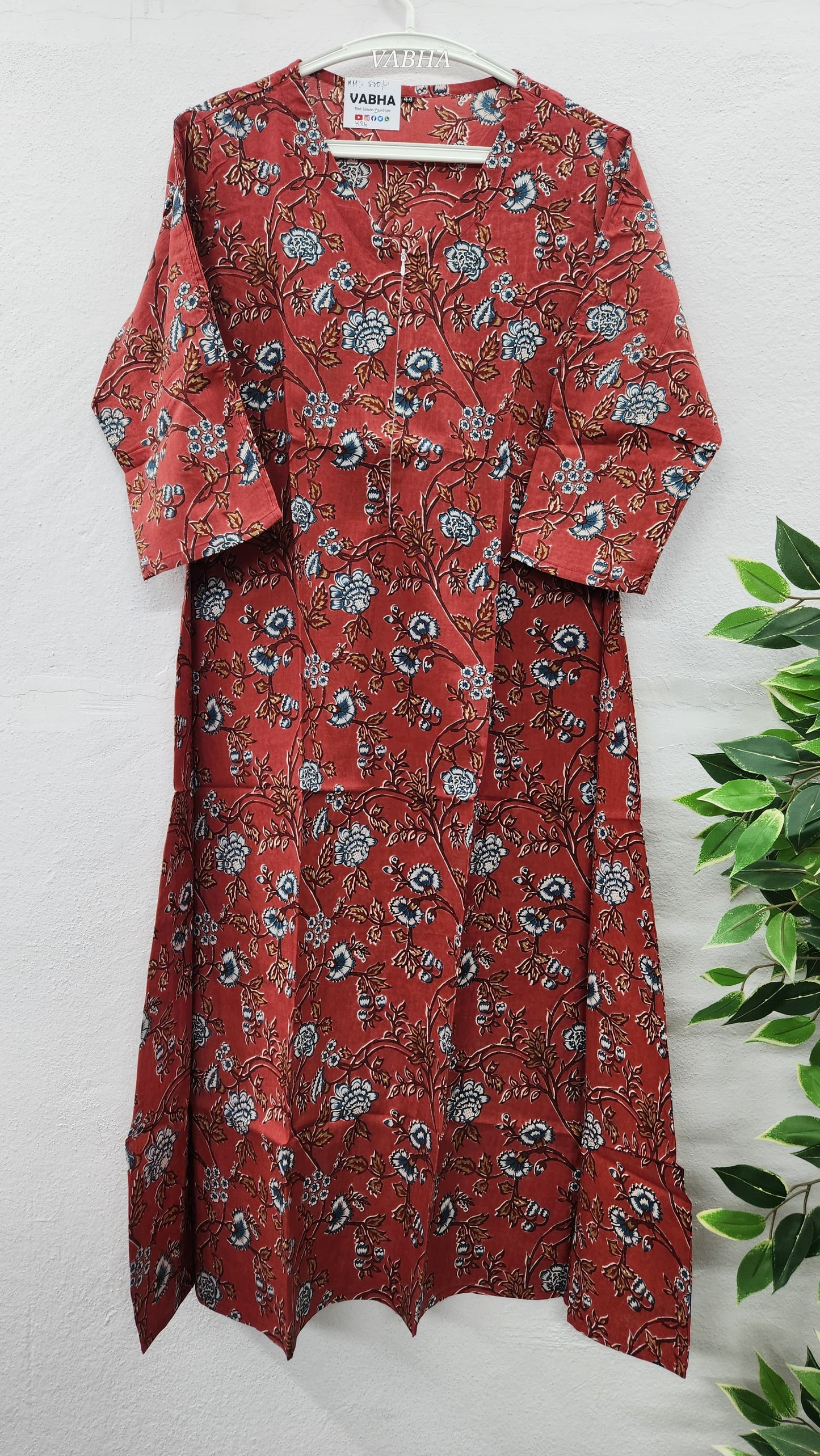 K24 Red Feeding Zip A line Cotton Kurti