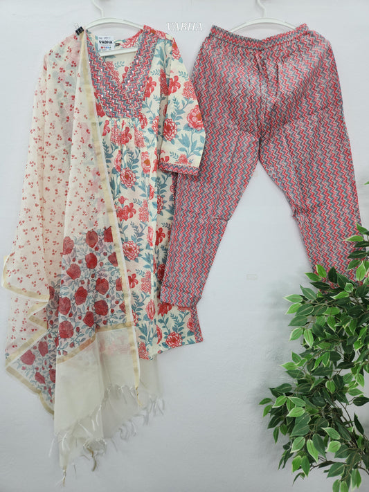 KPD120 Cream Pink V Neck Floral Print Straight Cut Kurti Pant Duppatta