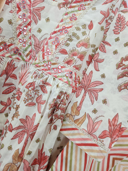 KPD123 M Size Cream Red Round Neck A-Line Cut Cotton  Kurti Pant Duppatta