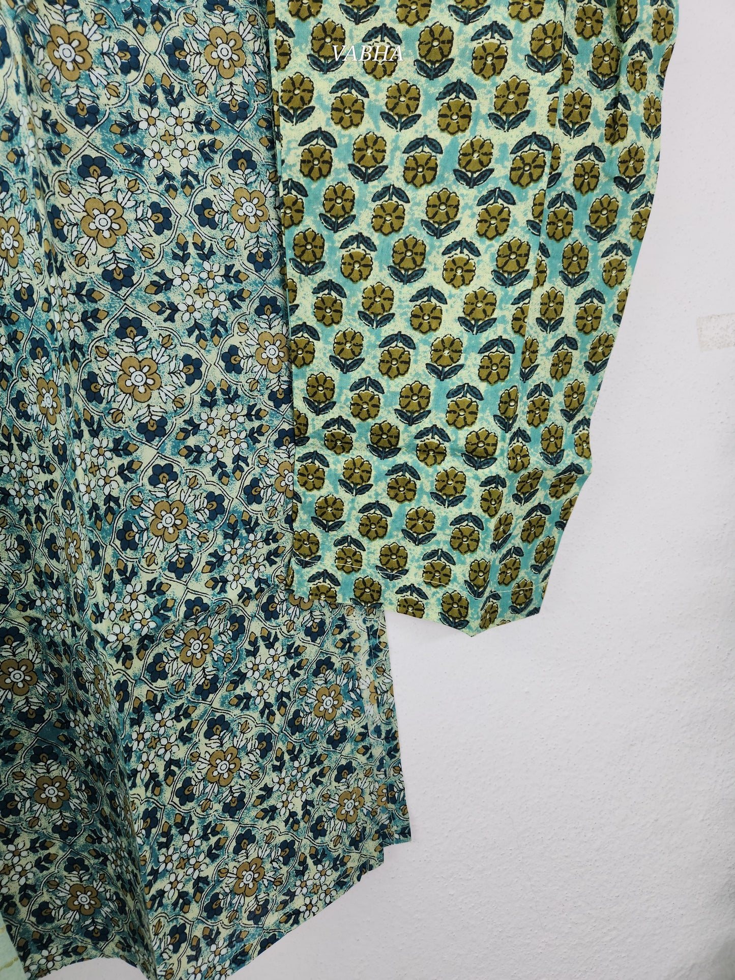 KPD160 Green Semi Cotton V Neck Floral Print Straight Cut Kurti Pant Duppatta