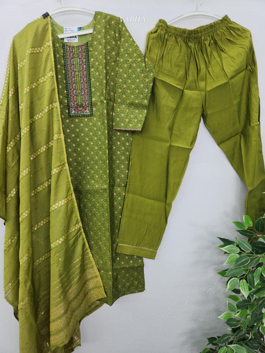 KPD166 Green Roman Silk Round Neck Thread Embroidery Printed Style Straight Cut Kurti Pant Duppatta
