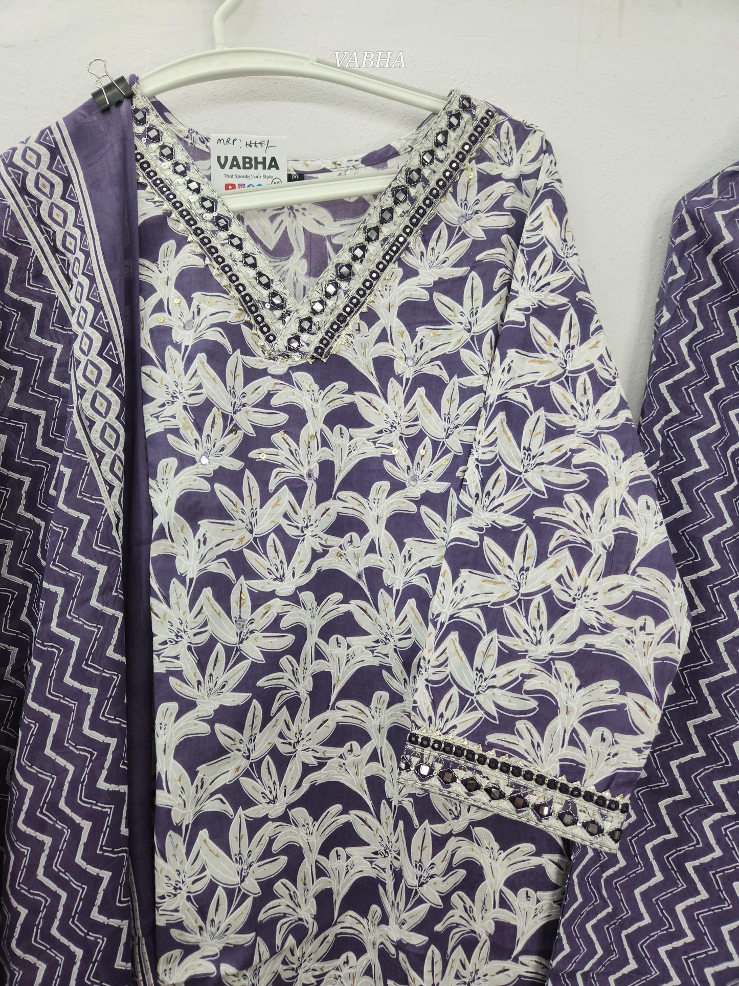 KPD192 Lavender Cotton V Neck Floral Print Straight Cut Kurti Pant Duppatta