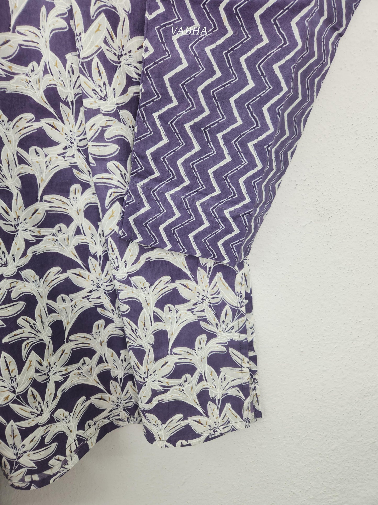 KPD192 Lavender Cotton V Neck Floral Print Straight Cut Kurti Pant Duppatta