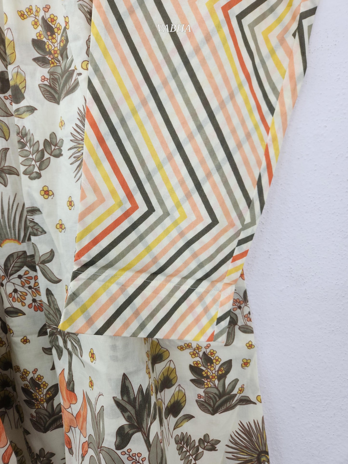 KPD218 Cream Orange Cotton Round Neck Floral Thread Embroidery A Line  Kurthi Pant Duppatta