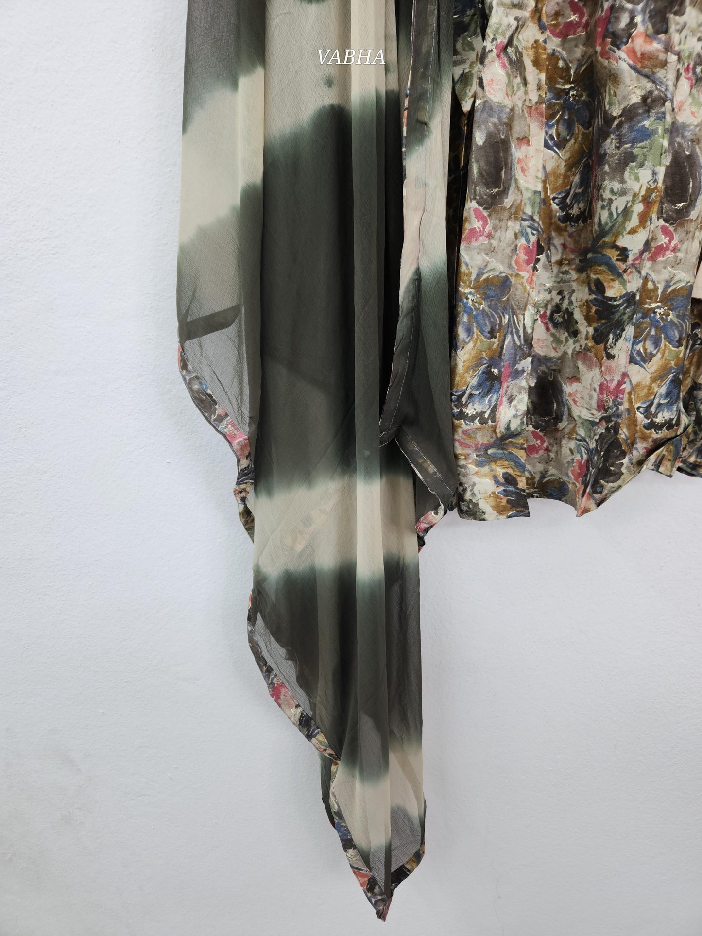 KPD224 Grey Pink Modal Silk Curvy V Neck Floral Print Straight Cut  Kurthi Pant Duppatta