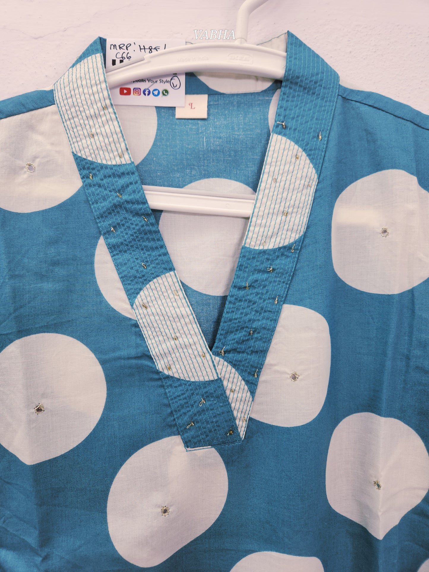 C66 Grey Polka Dots Cotton Full V Neck Straight Cut  Kurthi Pant