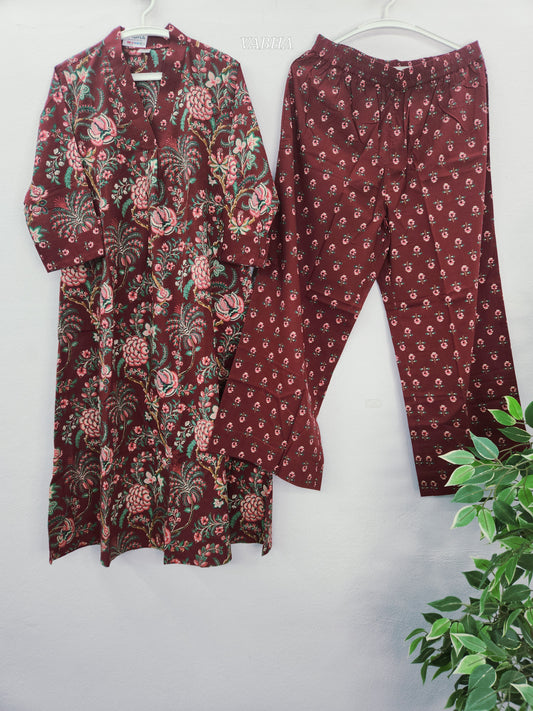 C68 Maroon Cotton Full V Neck Floral Print A-Line Kurthi Pant Co-ord Set