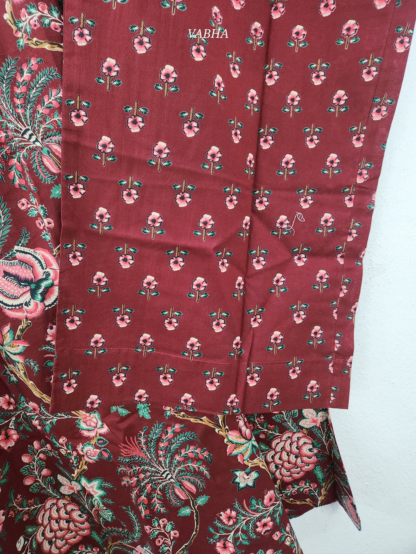 C68 Maroon Cotton Full V Neck Floral Print A-Line Kurthi Pant Co-ord Set