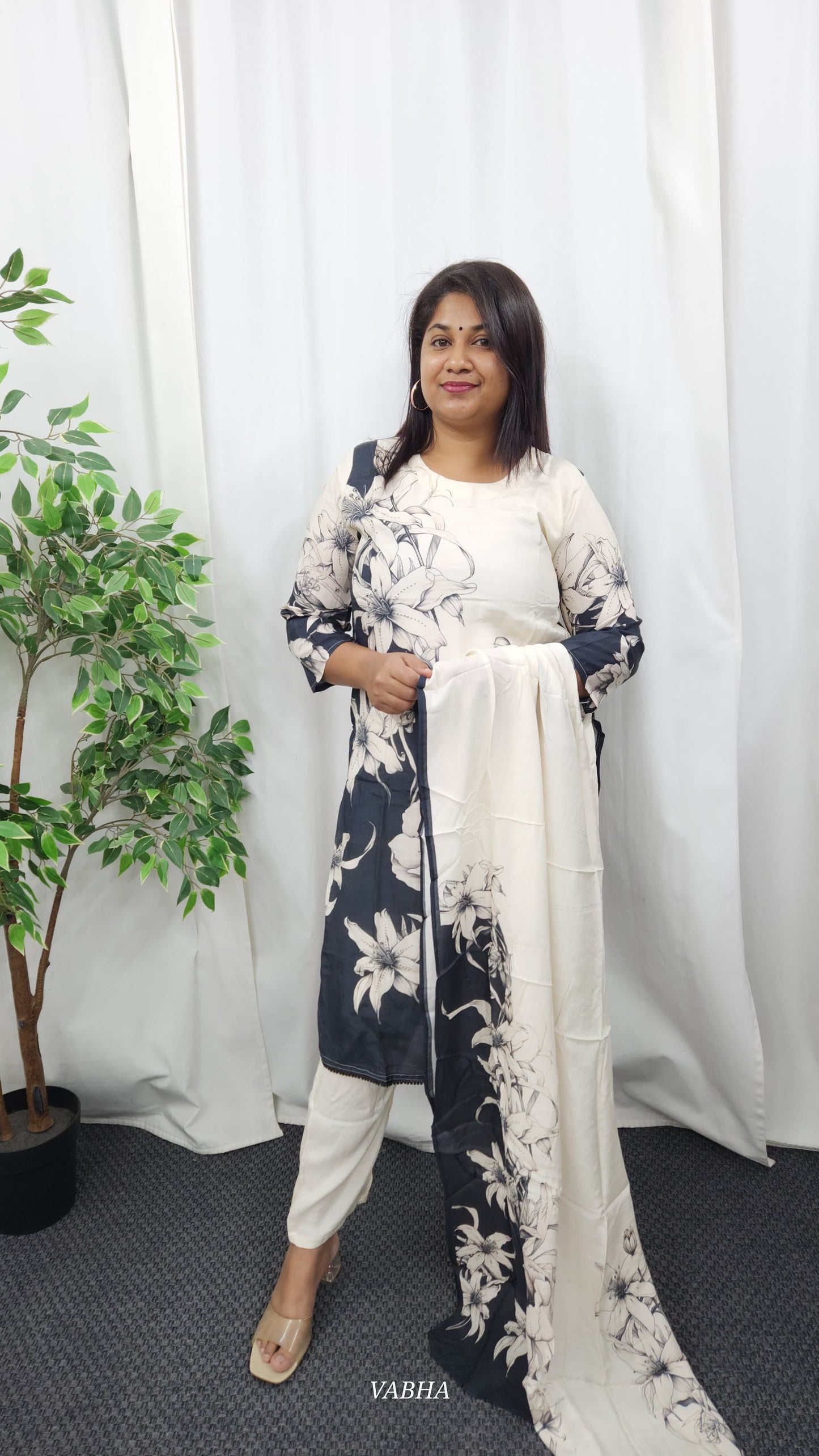 KPD05 Cream Muslin Kurti Pant Dupatta