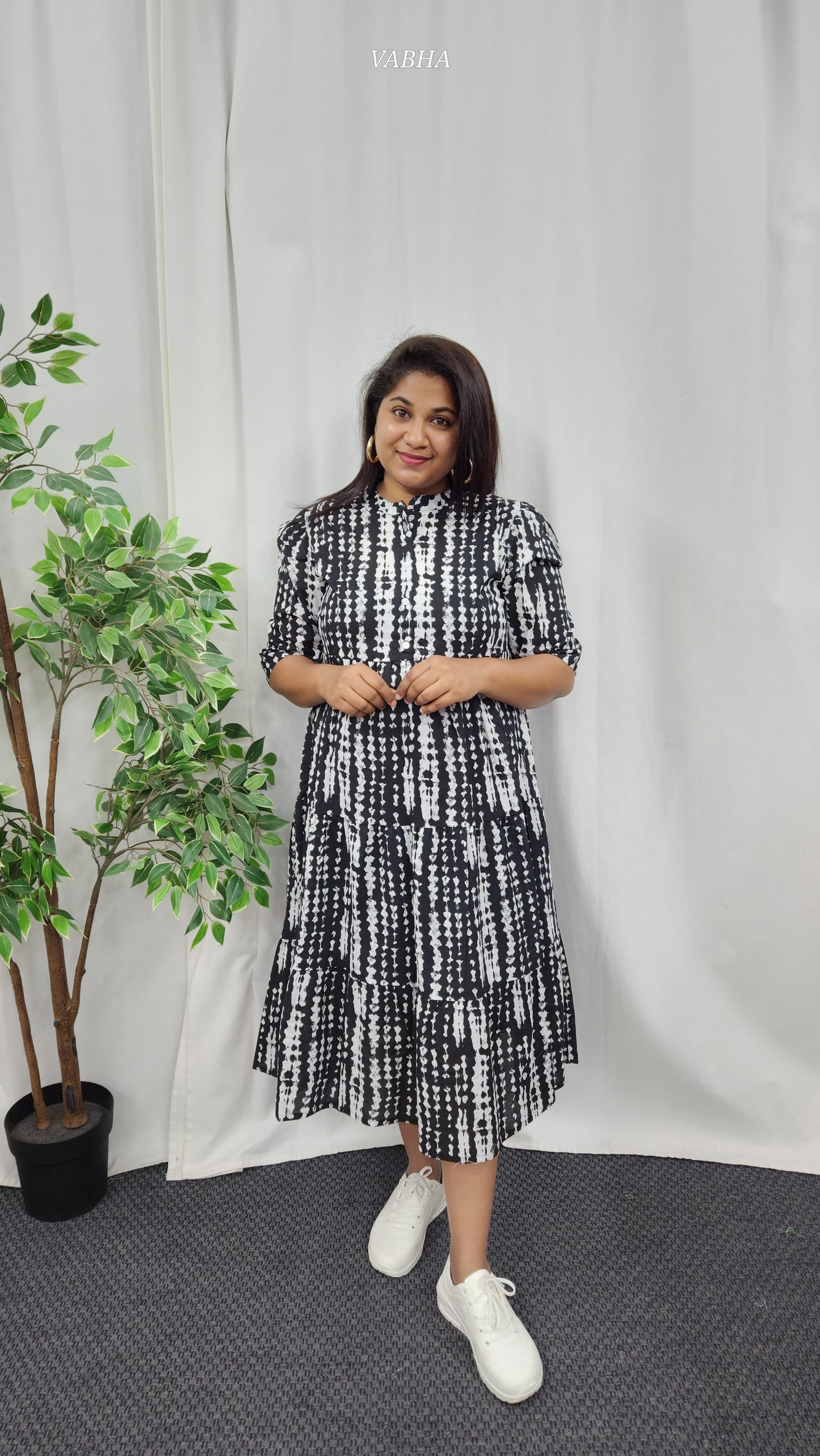 F40 Black Tie and Dye High Neck Cotton Frock