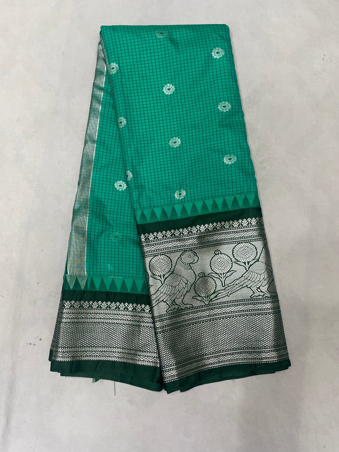 GS06 Semi Gadwal Pattu Saree