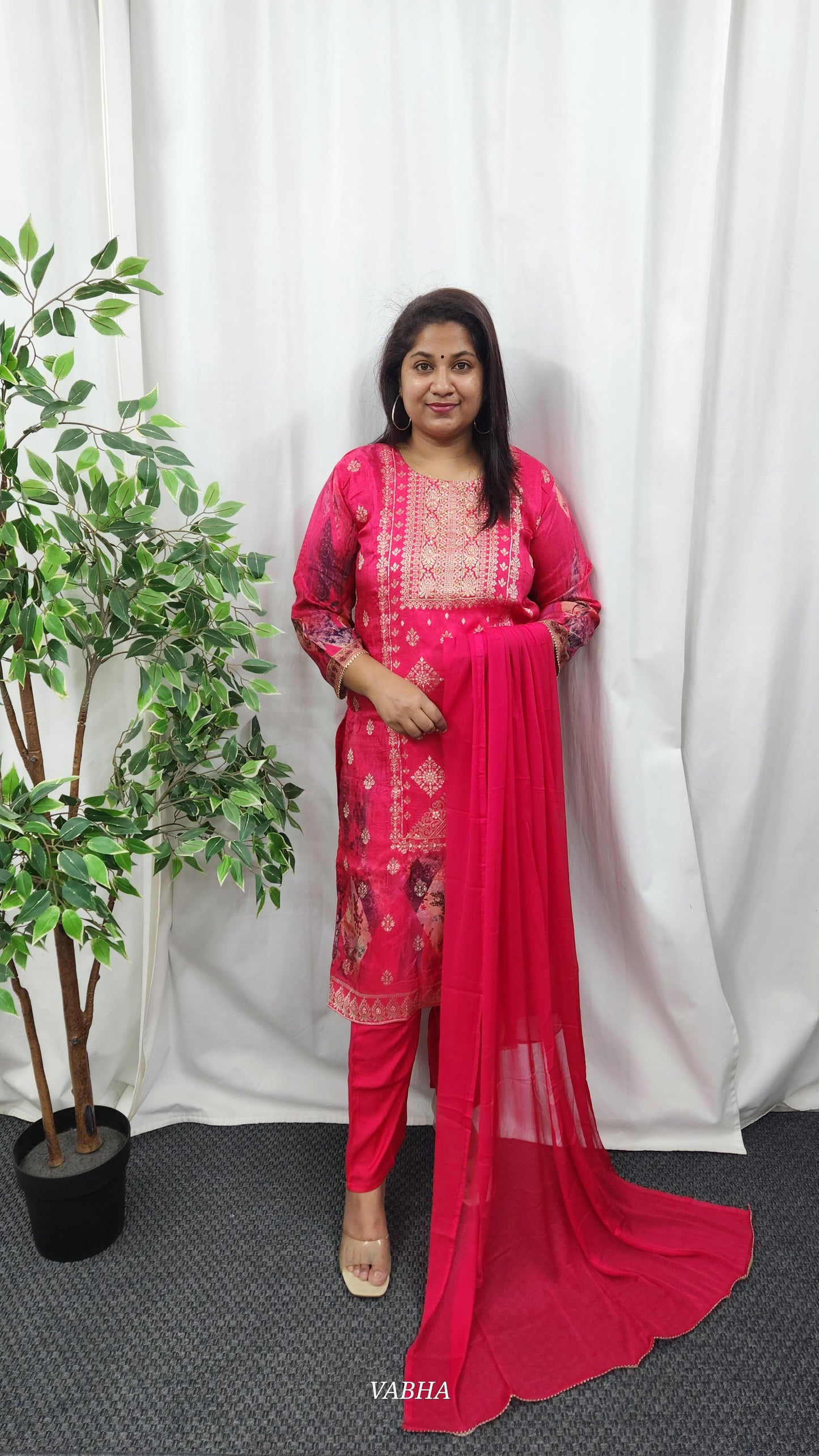 KPD35 Pink Muslin Kurti Pant Dupatta