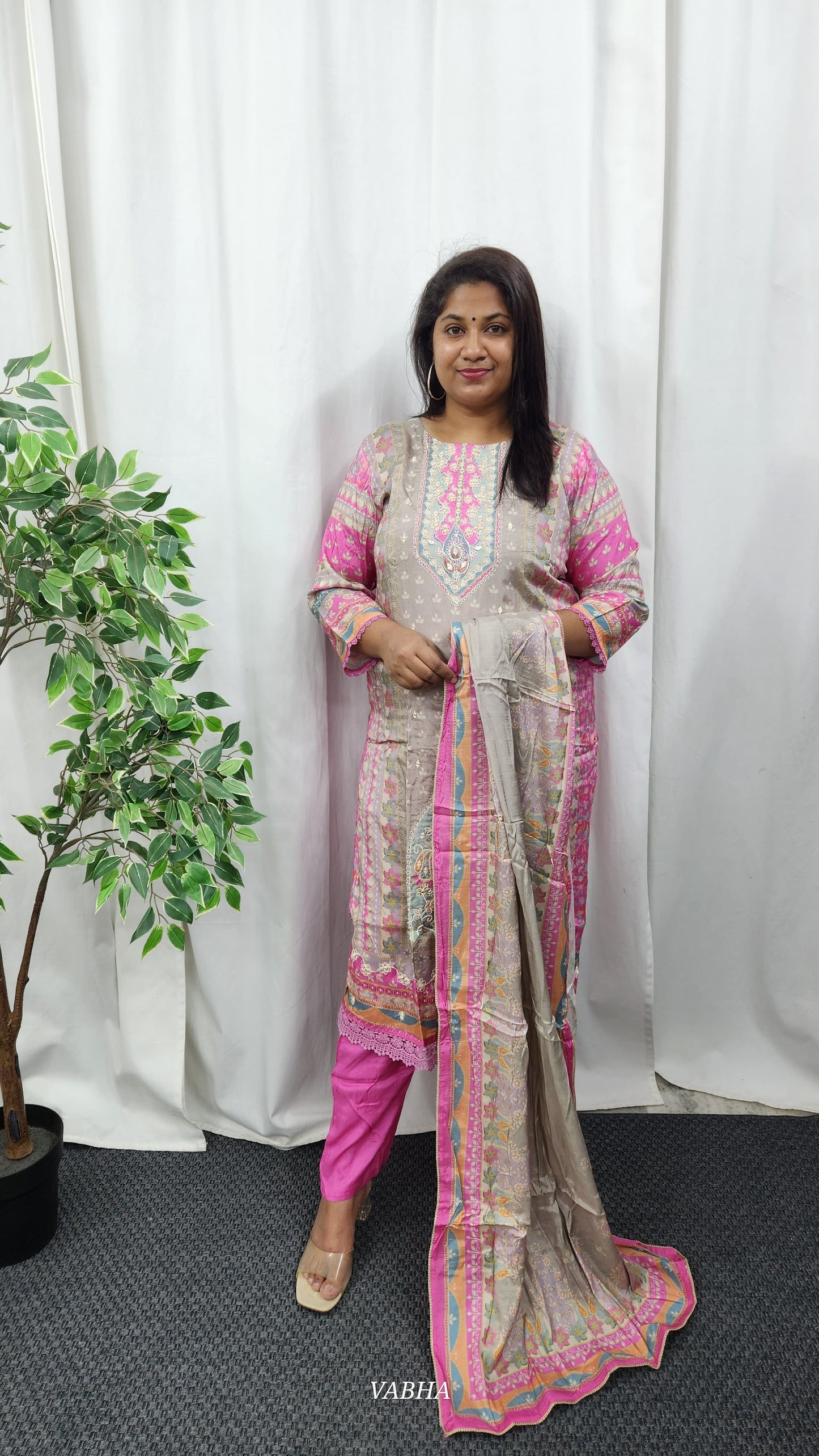 KPD41 Grey Muslin Kurti Pant Dupatta