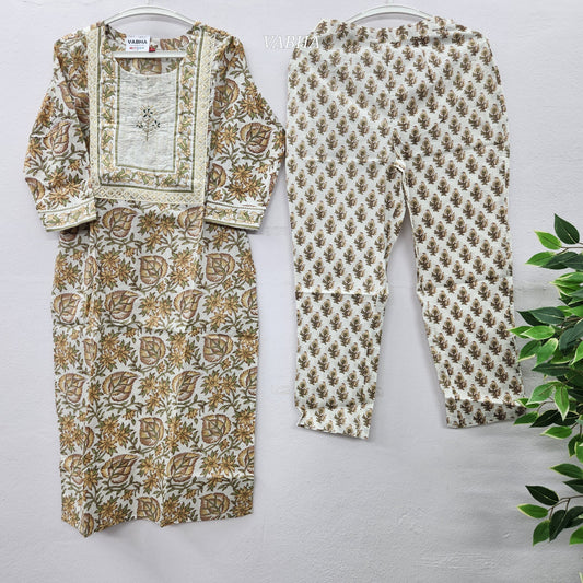 C06 Cream Floral Green Cotton Co-Ord Set