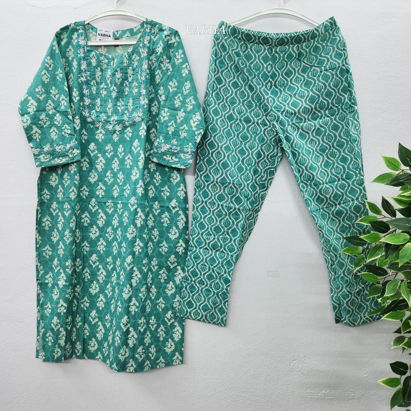 C08 Rama Green Cotton Co-Ord Set